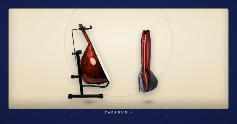 Saz accessories - baglama stand and padded gig bag with a saz inside